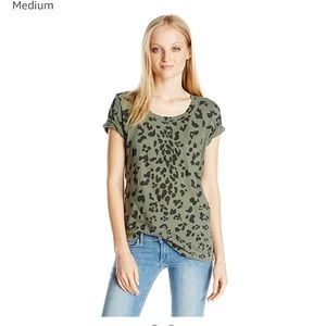 Monrow army green leopard print tee size M